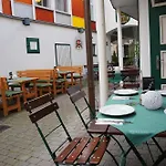 Hotel Restaurant Der Greif Inn