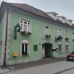 Restaurant Der Greif * 레오벤