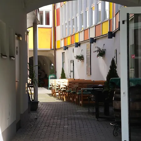 Hotel Restaurant Der Greif *