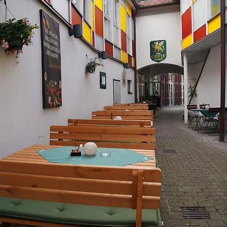 Restaurant Der Greif イン レオーベン