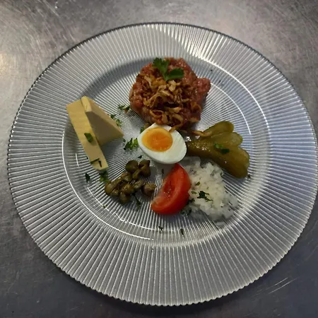 Hotel Restaurant Der Greif Леобен