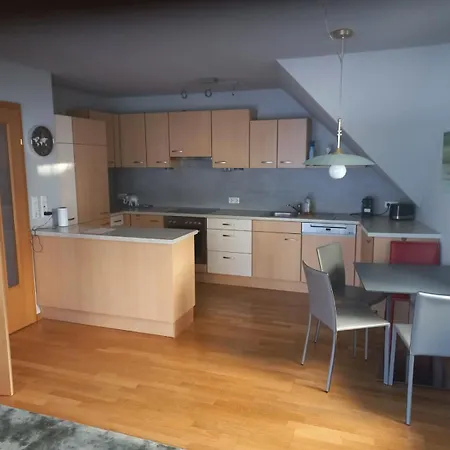 Hotel Restaurant Der Greif * Леобен