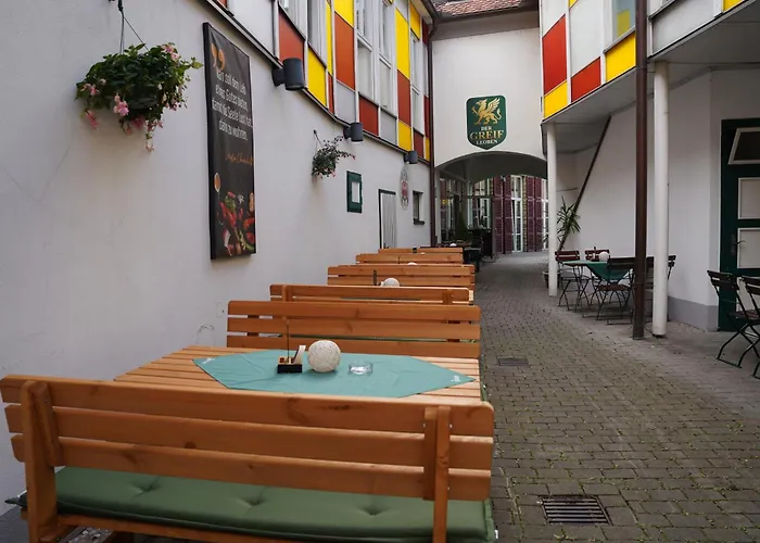 Restaurant Der Greif Πανδοχείο Λεόμπεν