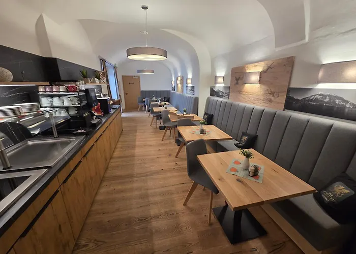 Restaurant Der Greif Locanda *